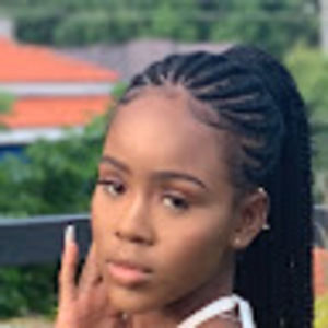 Meet your Posher, Gray’s